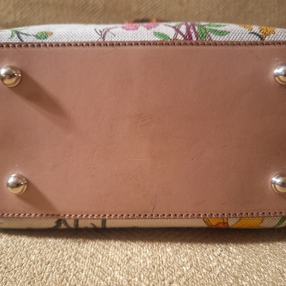 Gucci Bamboo Floral Bag - Picture 9 of 16